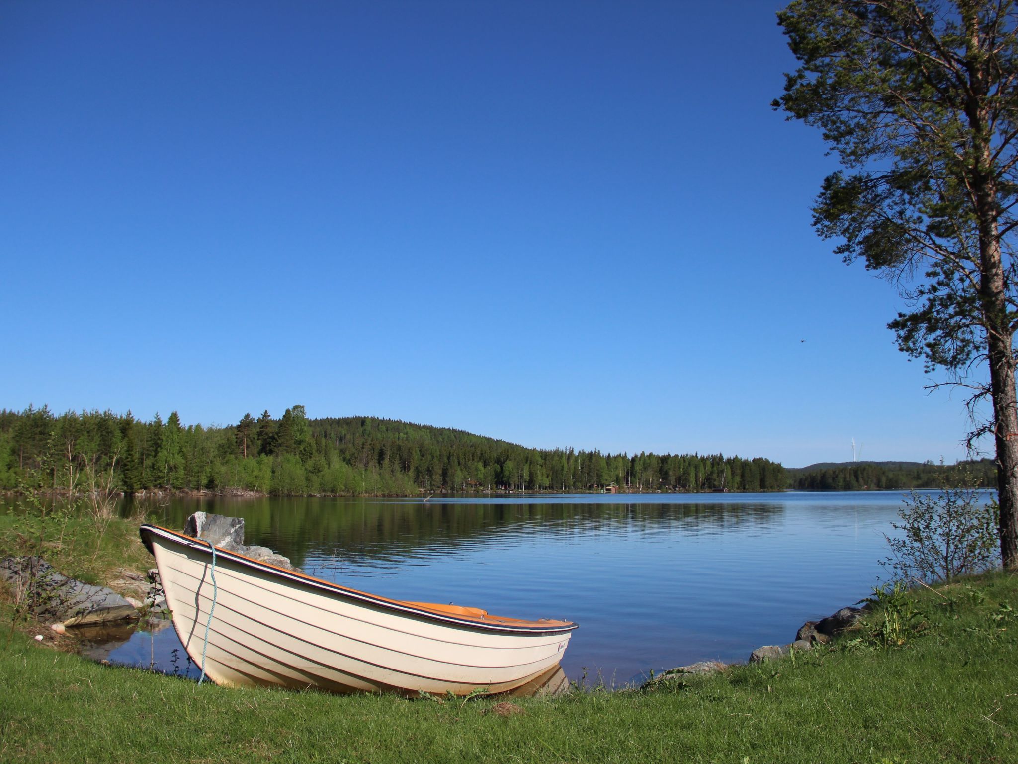 Häuser mit Seeblick Schweden 2-Image-tags.info