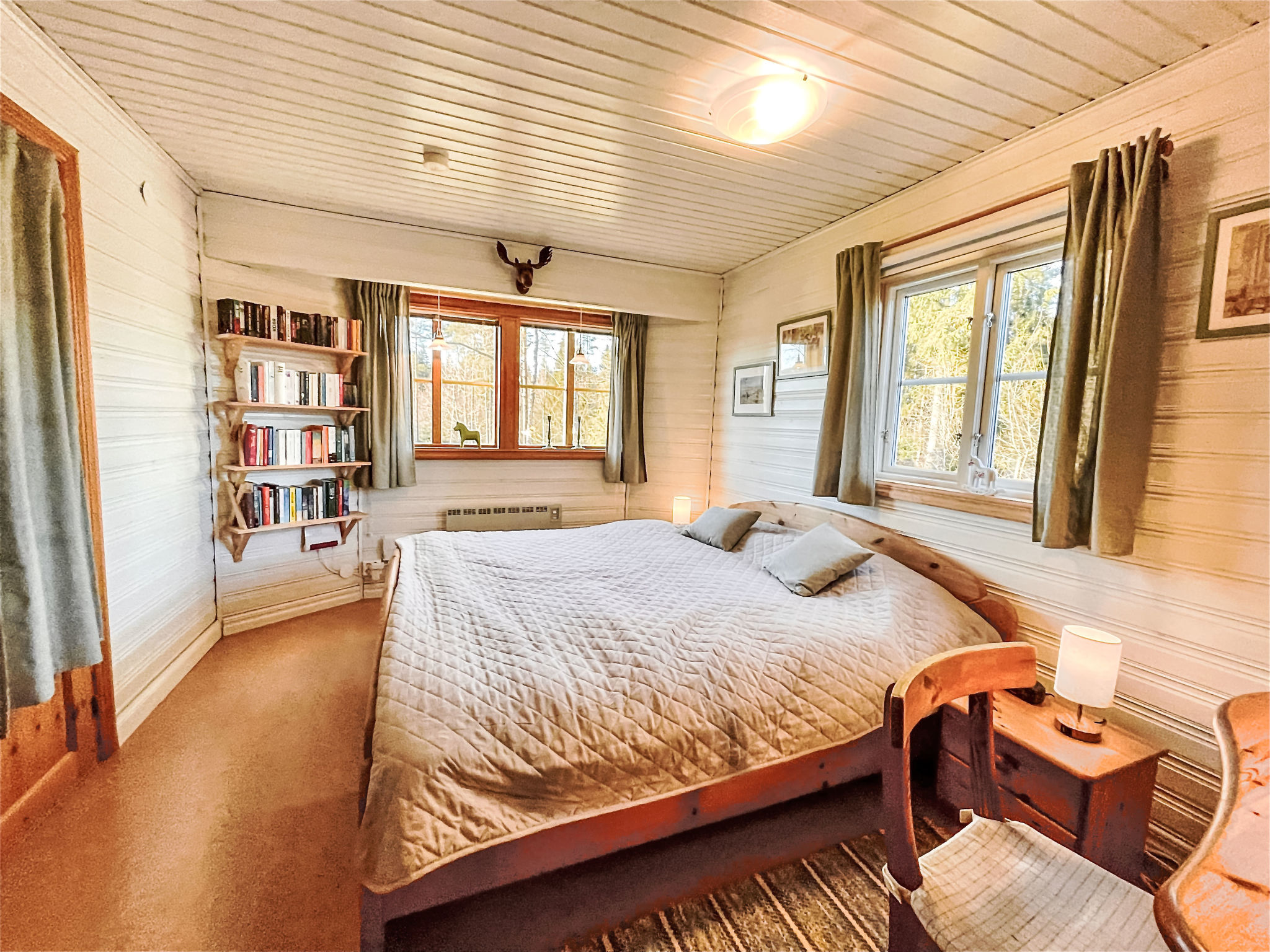 Idyllisch gelegenes, ebenerdiges Haus mit Terrasse - Binnen