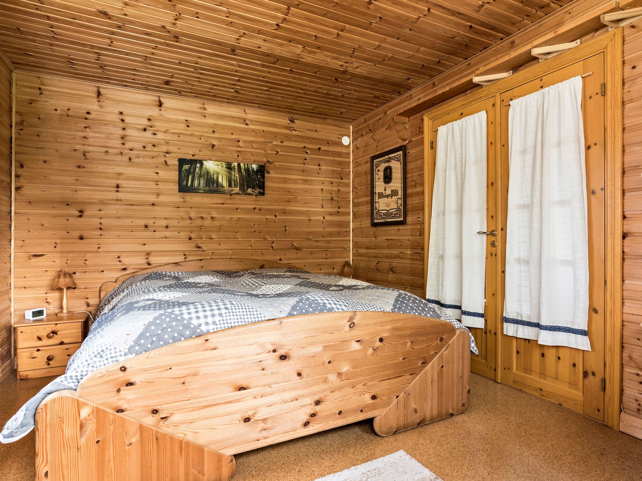 Idyllisch gelegenes, ebenerdiges Haus mit Terrasse-Binnen