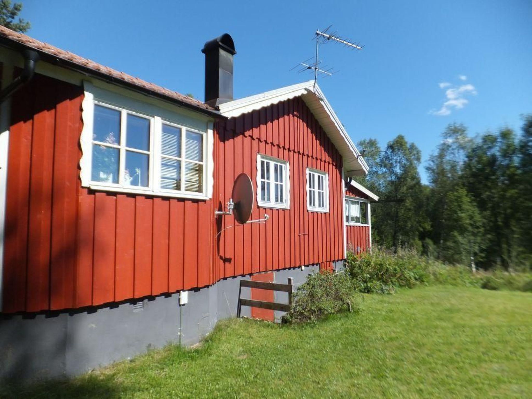 Idyllisch gelegenes, ebenerdiges Haus mit Terrasse-Binnen