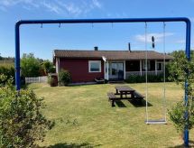 Vrijstaande bungalow direct aan het meer in Tibro voor 6 personen - thumbnail 5