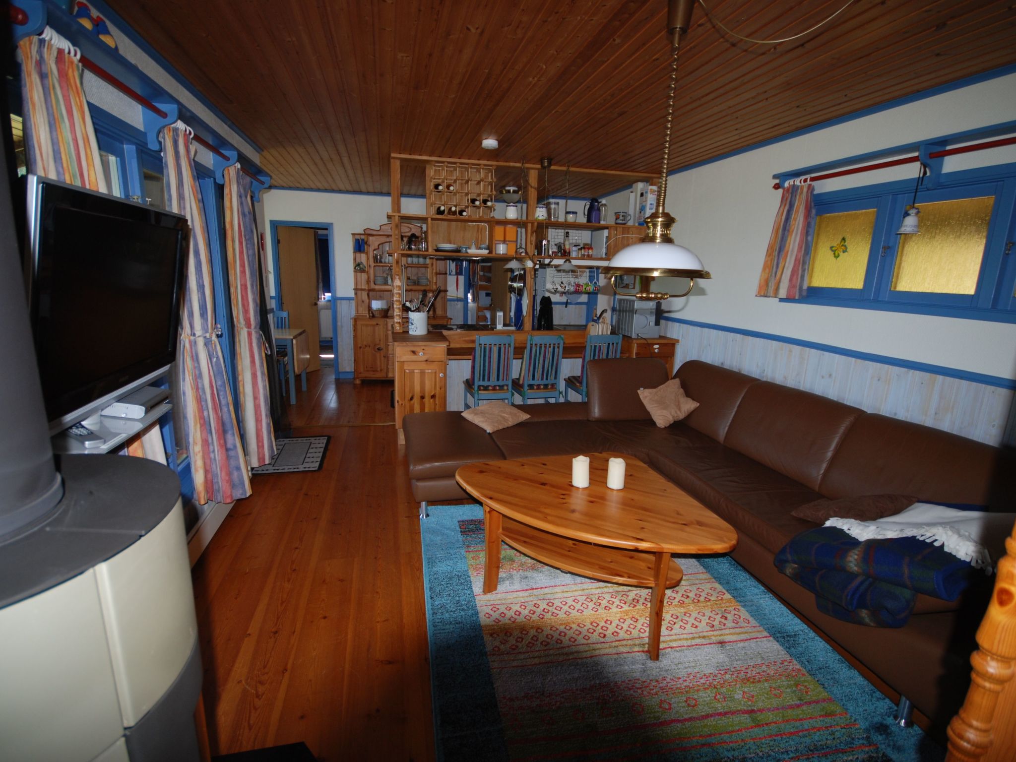 In Tibro mit Kleinem Garten-Binnen