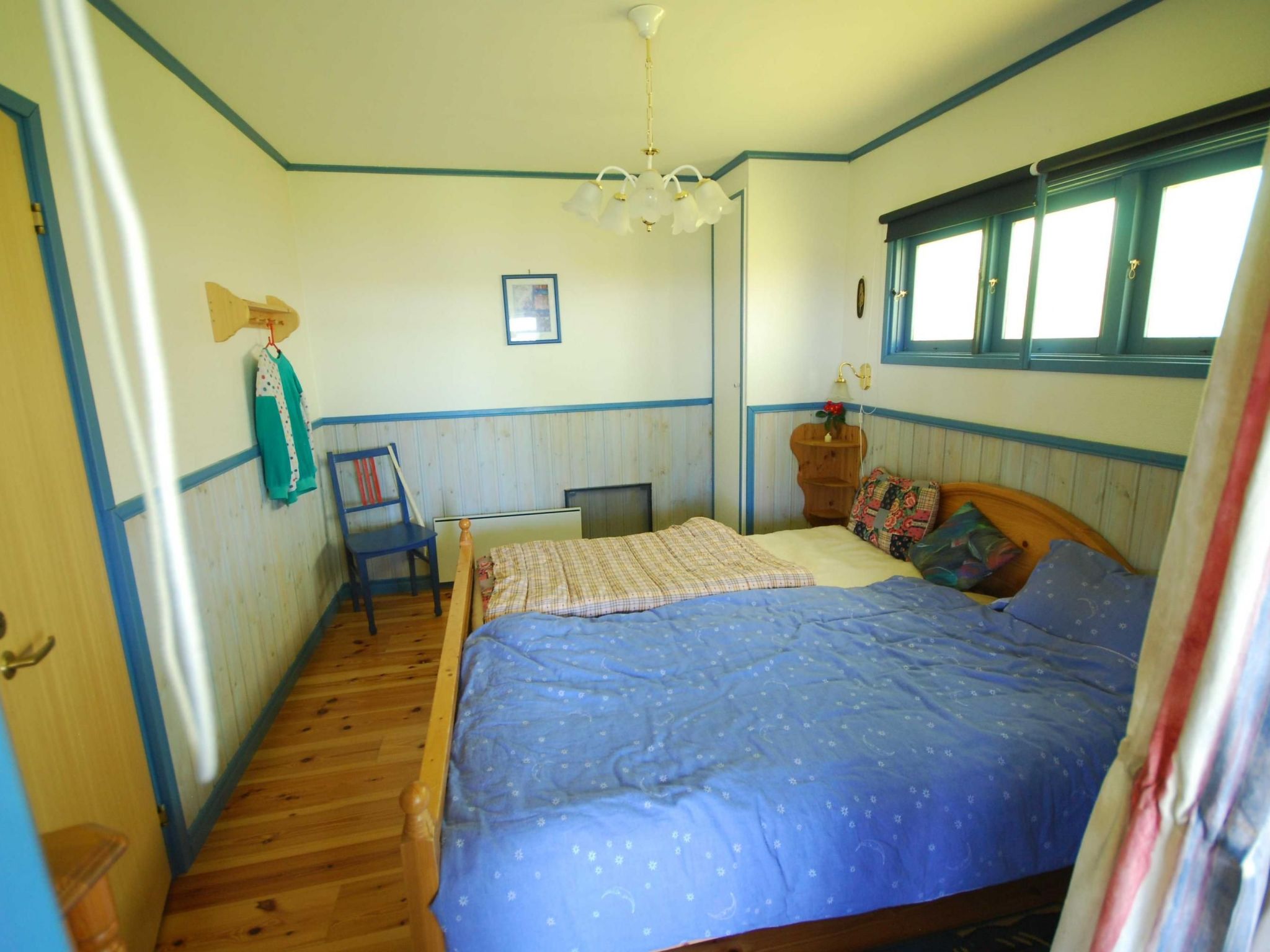 In Tibro mit Kleinem Garten-Binnen