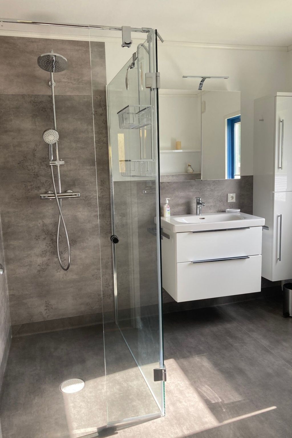 In Tibro mit Kleinem Garten-Binnen