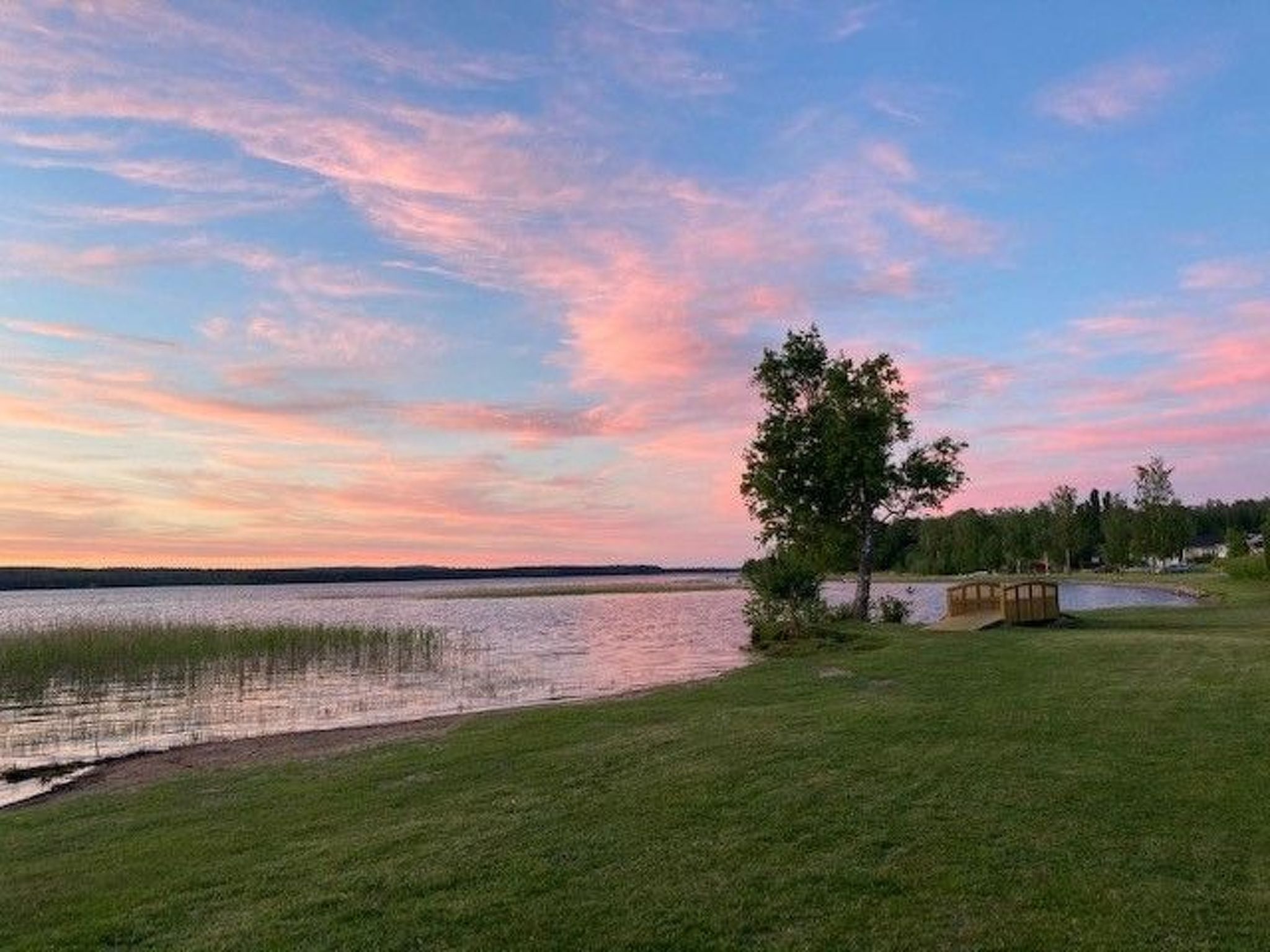 In Tibro mit Kleinem Garten-Binnen