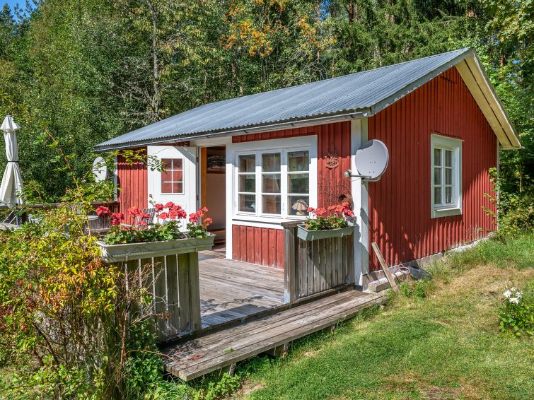 4-persoons vakantiehuis Stenfors in Tingsryd nabij het meer in Tingsryd