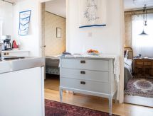 Himmelbungalow aan het meer in Ulricehamn met open haard - thumbnail 6