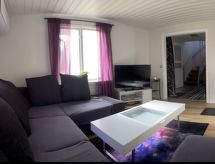 Vrijstaand Zweeds landhuis nabij meer en golfbaan in Vårgårda - thumbnail 4