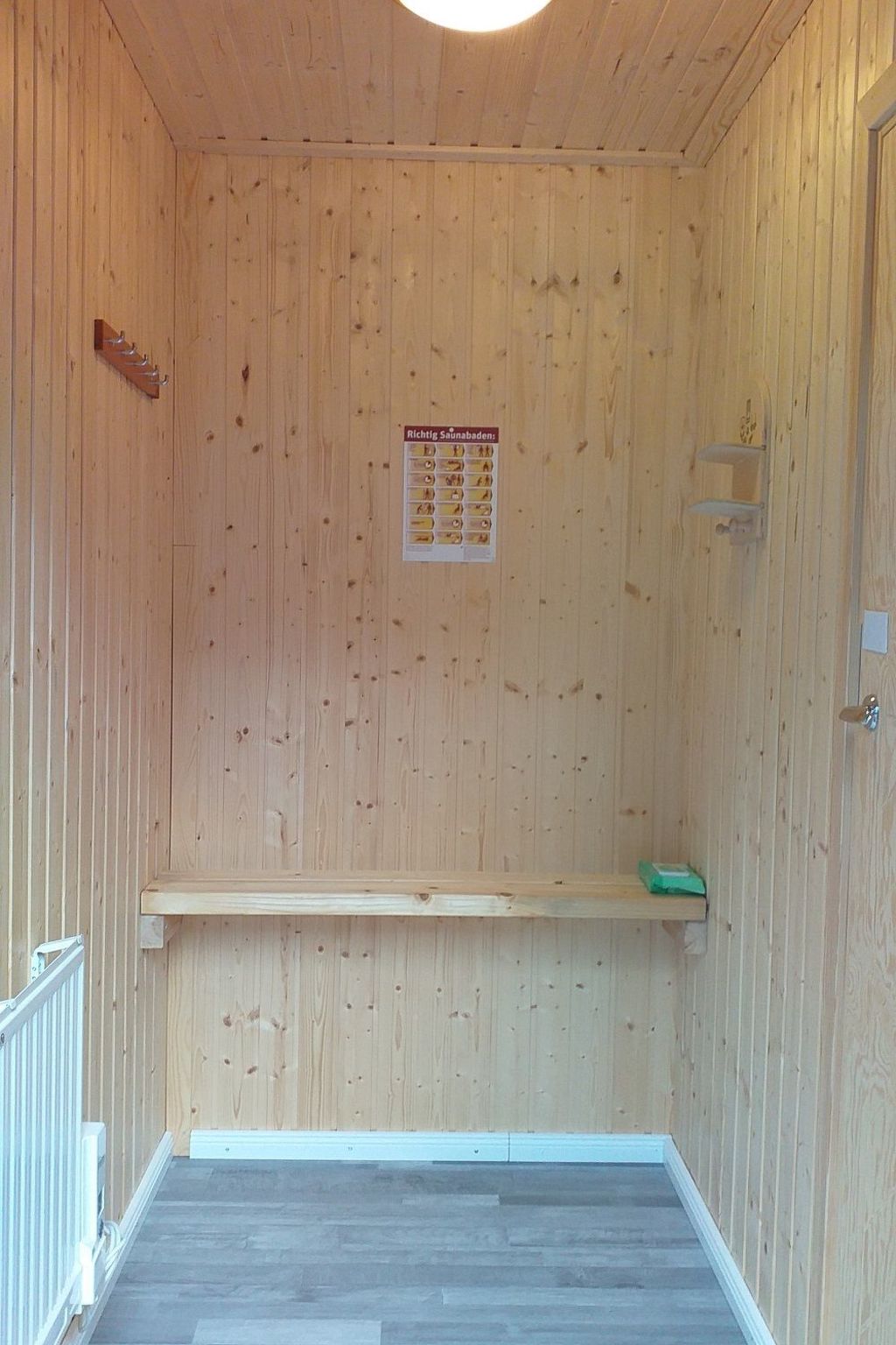 Gepflegtes Ferienhaus mit eigenem Saunahaus-Image-tags.info