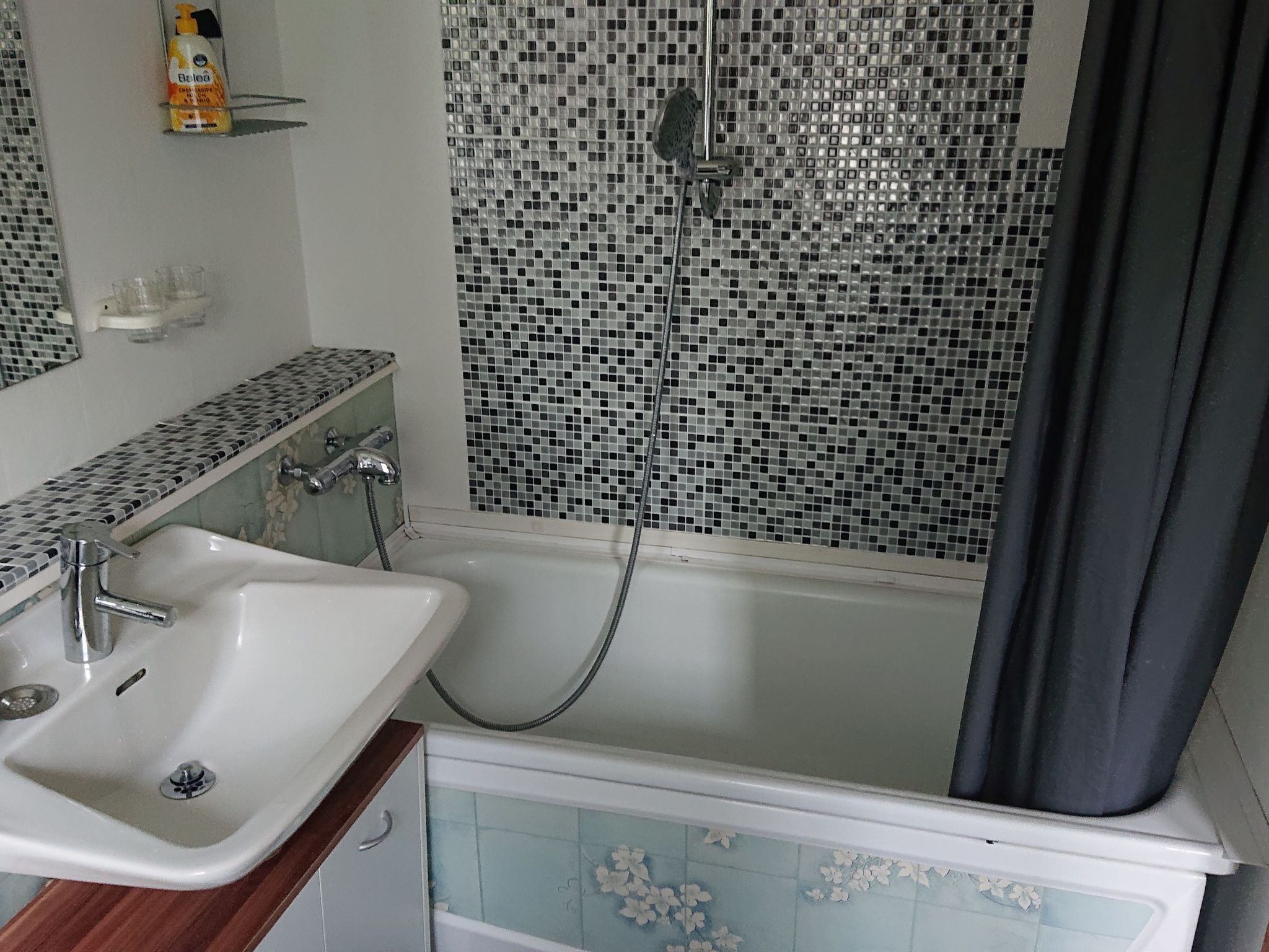 Familienfreundliches Ferienhaus mit großem Garten-Drinnen