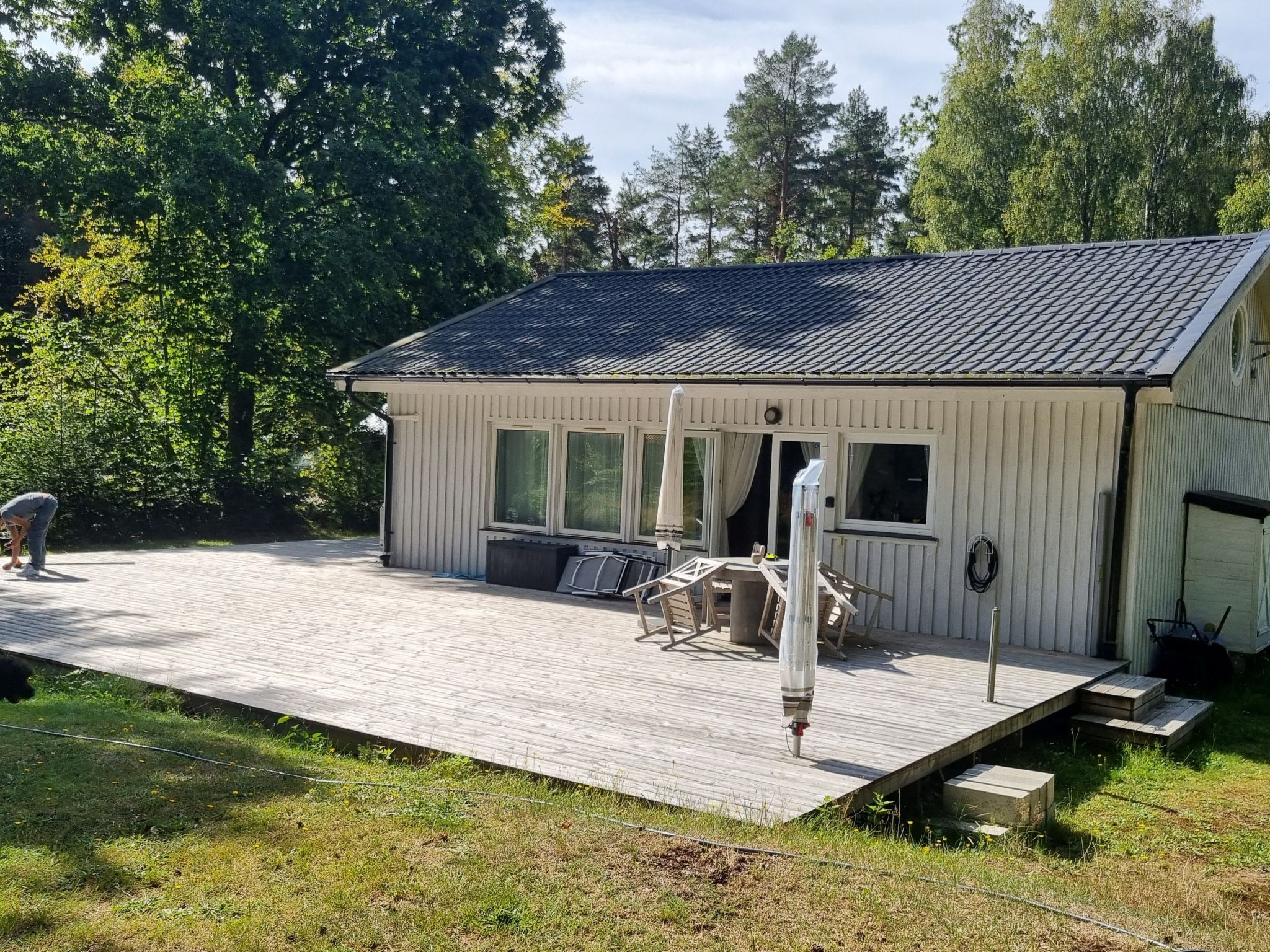 mit Terrasse, Grill und Garten