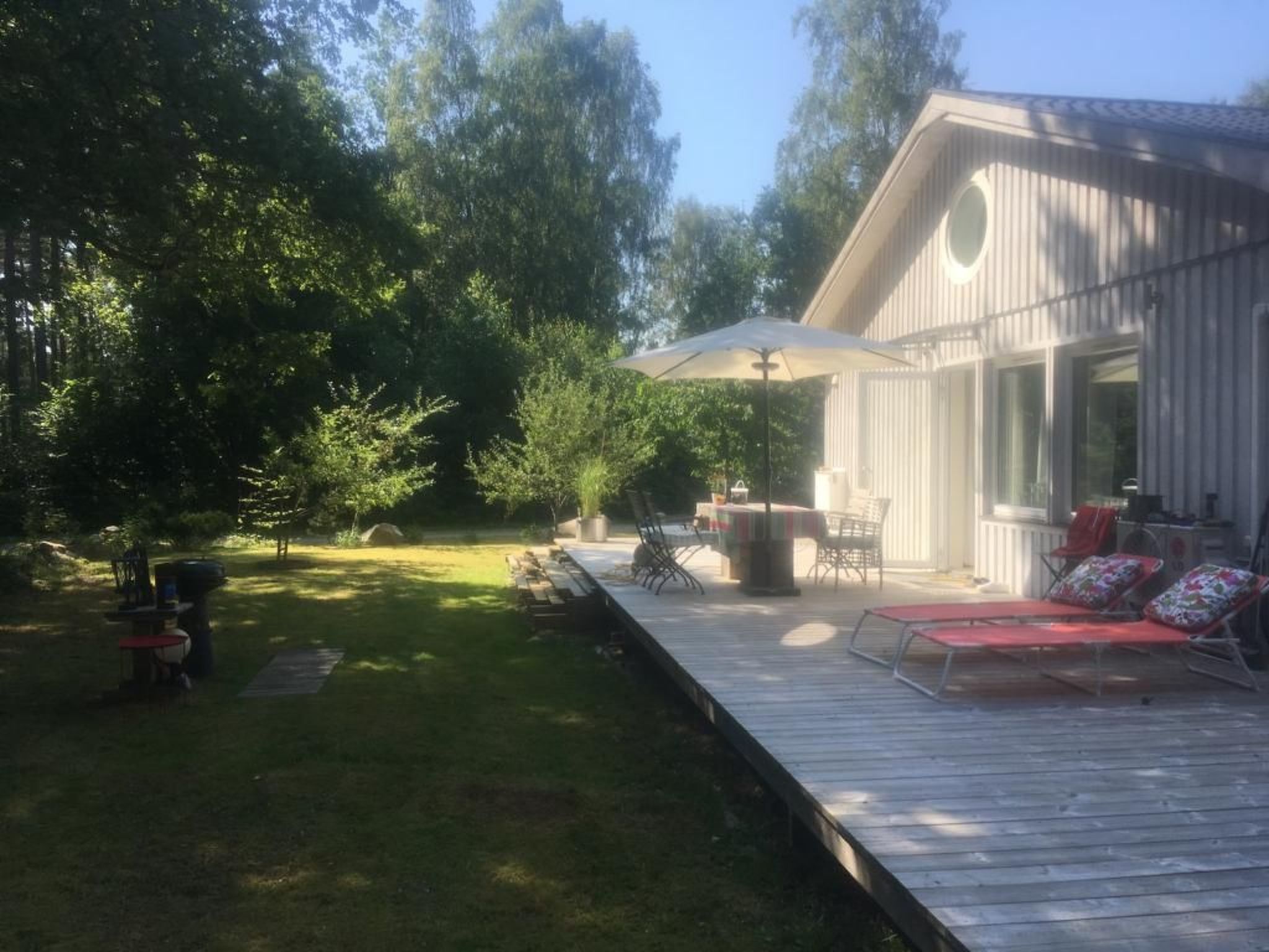 Mit Terrasse, Grill und Garten-Binnen
