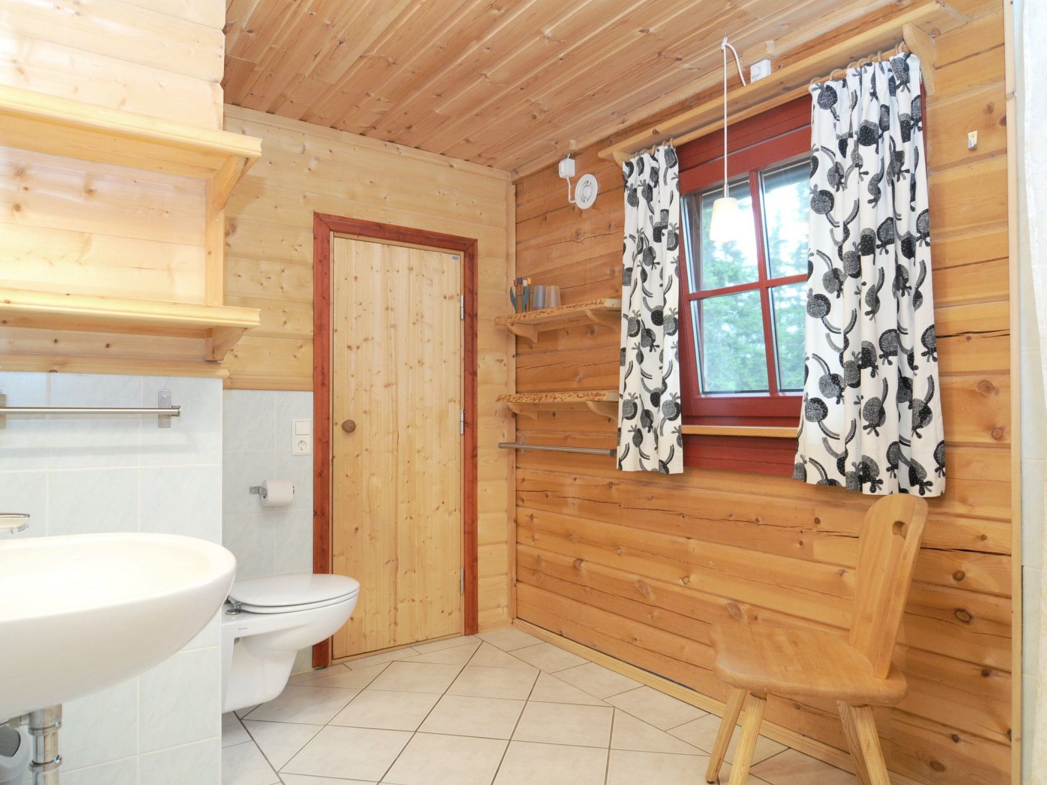 Charmantes Blockhaus, Sauna und Kamin-Binnen