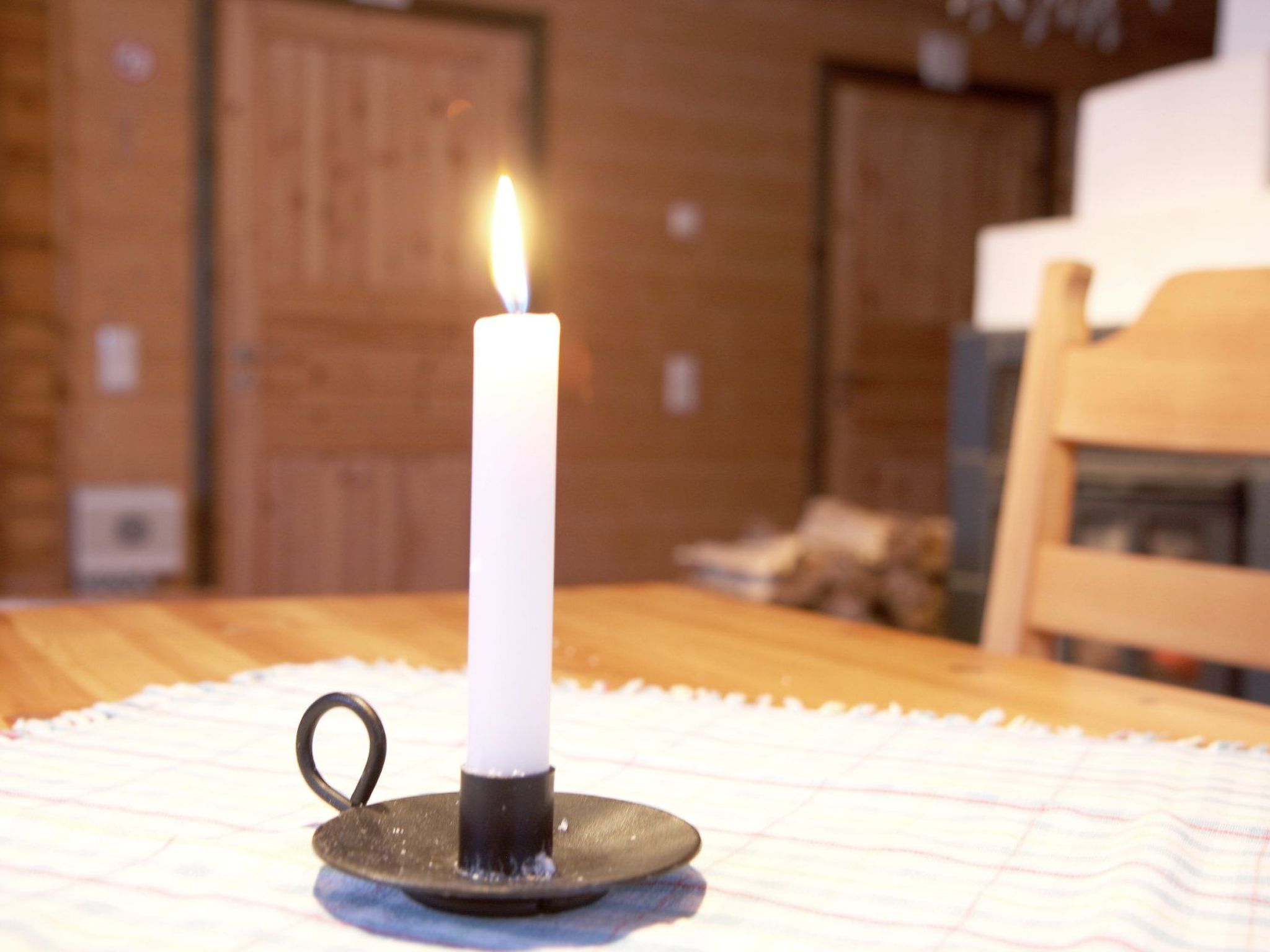 Gemütliches Blockhaus mit Kamin im Oviksfjäll-Binnen