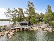 Huset på Udden: Vrijstaand huis aan zee in Hälsingland voor 6 personen - thumbnail 1