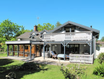 Vrijstaand vakantiehuis aan zee in Listerby met eigen roeiboot - thumbnail 1