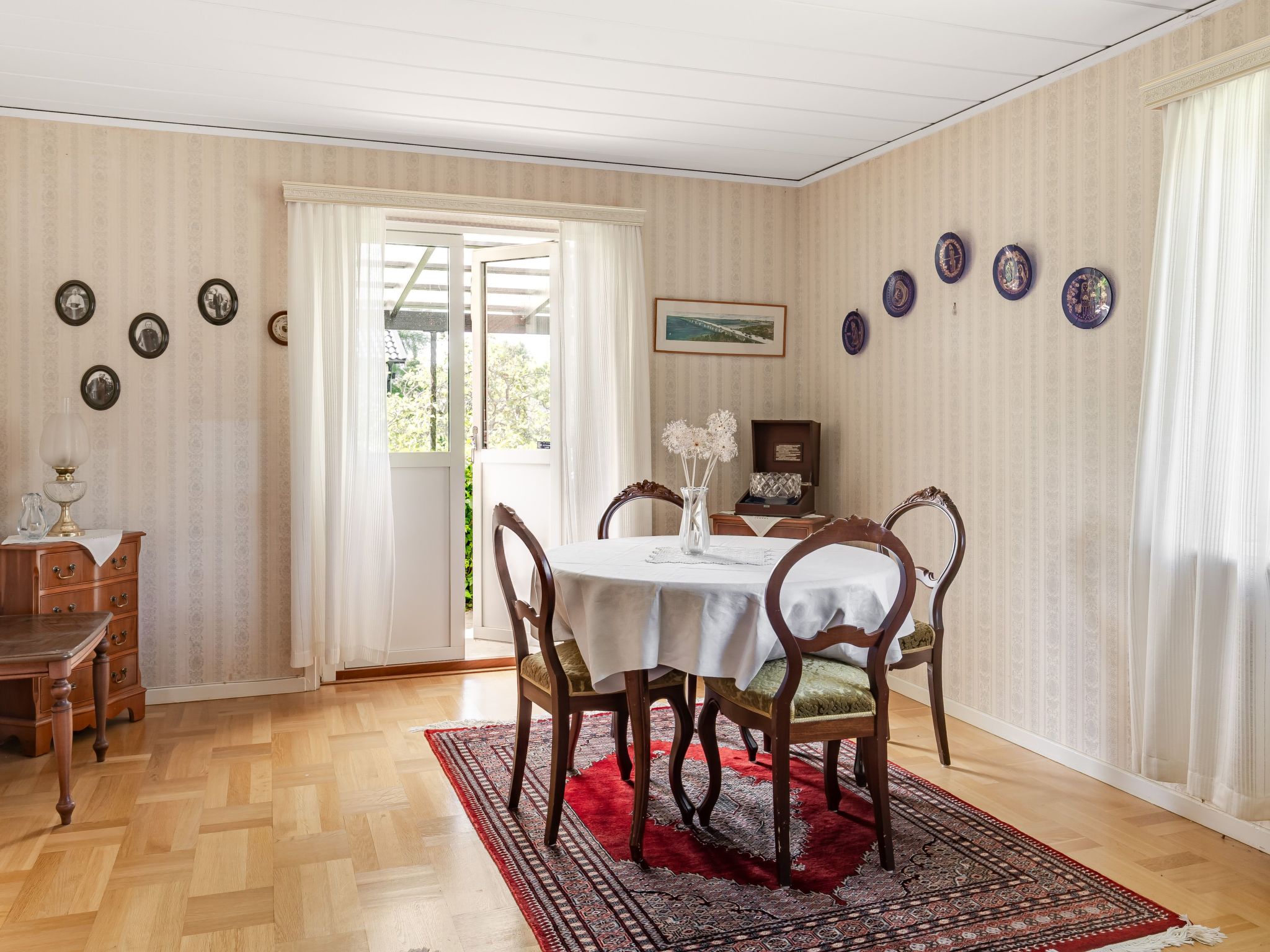 Villa Fröseke - Drinnen