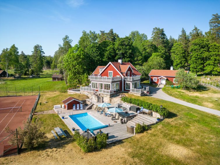 Image blog Top 5 Small Towns in Södermanlands län, Sweden with Big Character