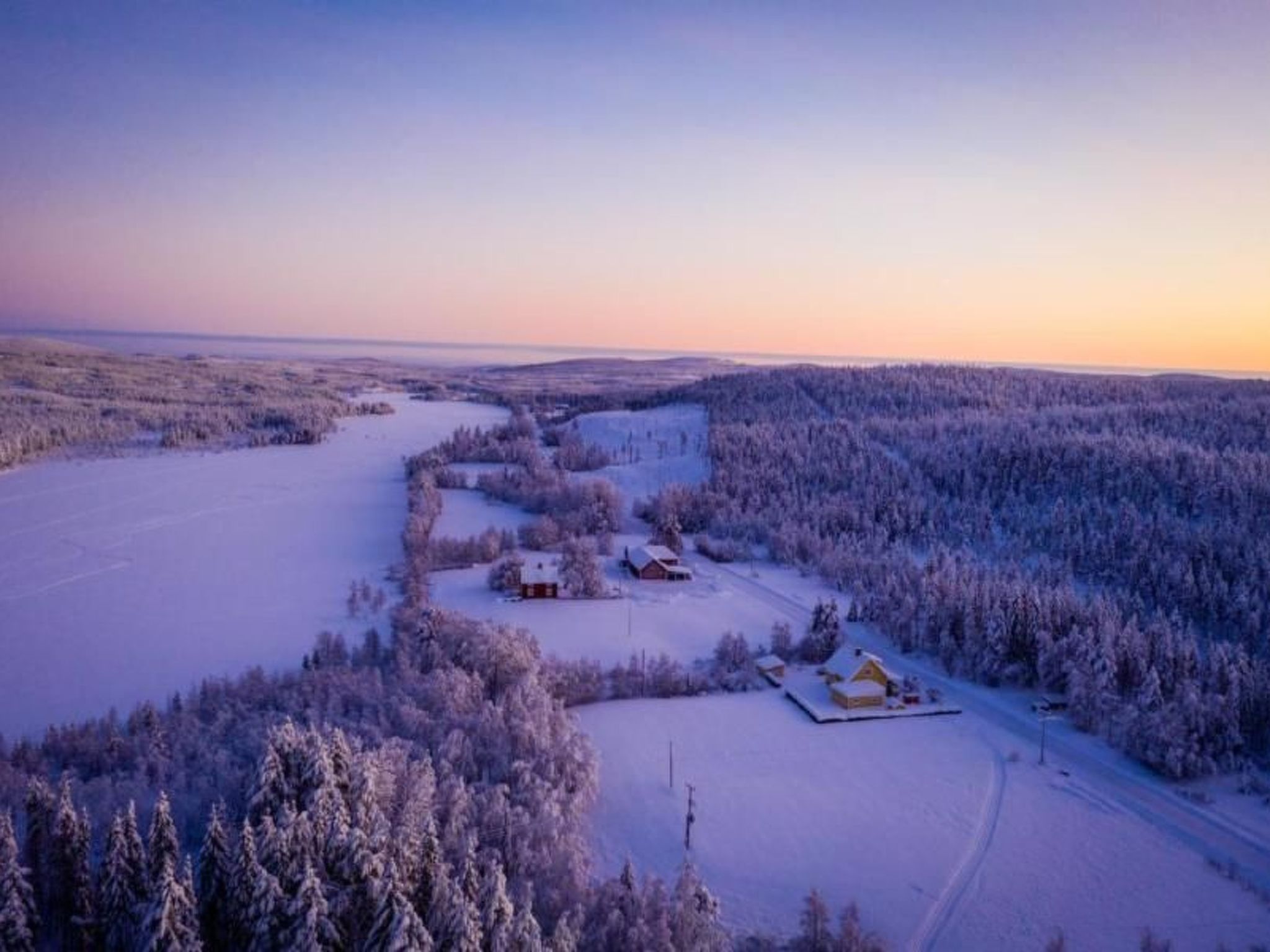 Gemütliches Ferienhaus in der Wildnis Lapplands-Binnen