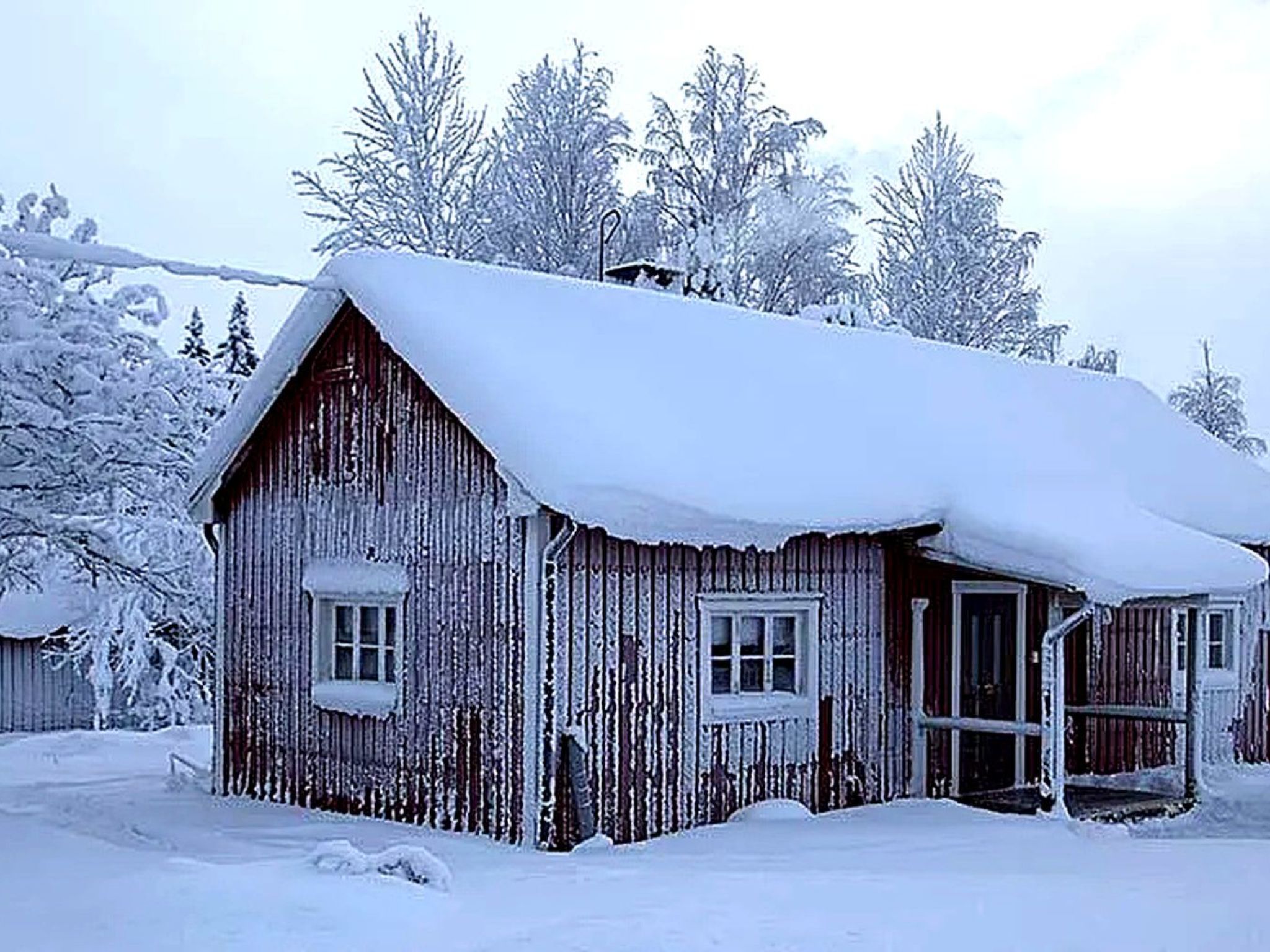 Am Wald mit Kaminofen und Veranda-Binnen