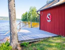 Vrijstaand Zweeds huis aan meer met tuin, sauna en open haard - thumbnail 5
