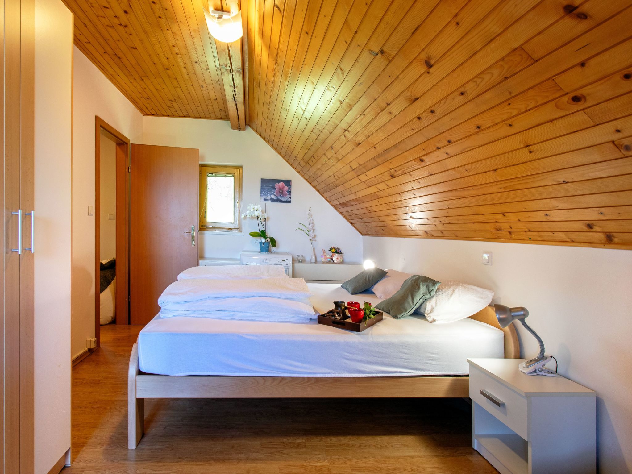 "Schmetterlingsplatz"-Binnen