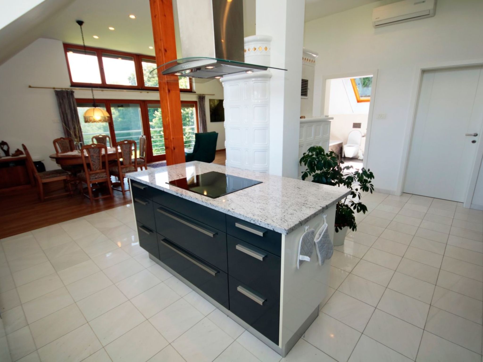 VILLA KATARINA - Binnen