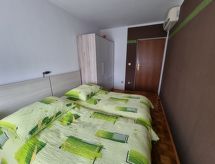 Vrijstaande vakantiewoning met bergzicht en tuin in Prvacina, Goriška Brda - thumbnail 6