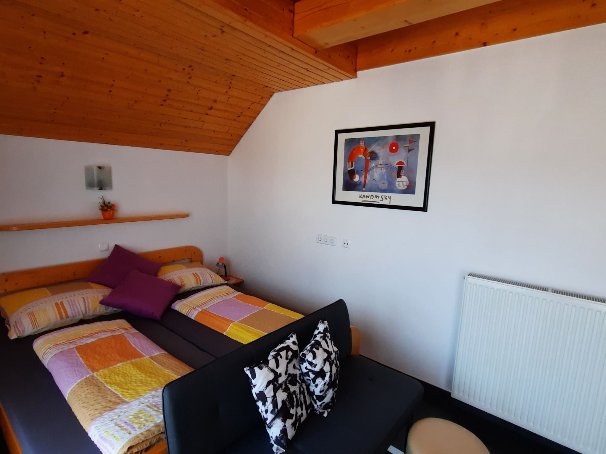 Studio-Appartement mit Balkon-Image-tags.info