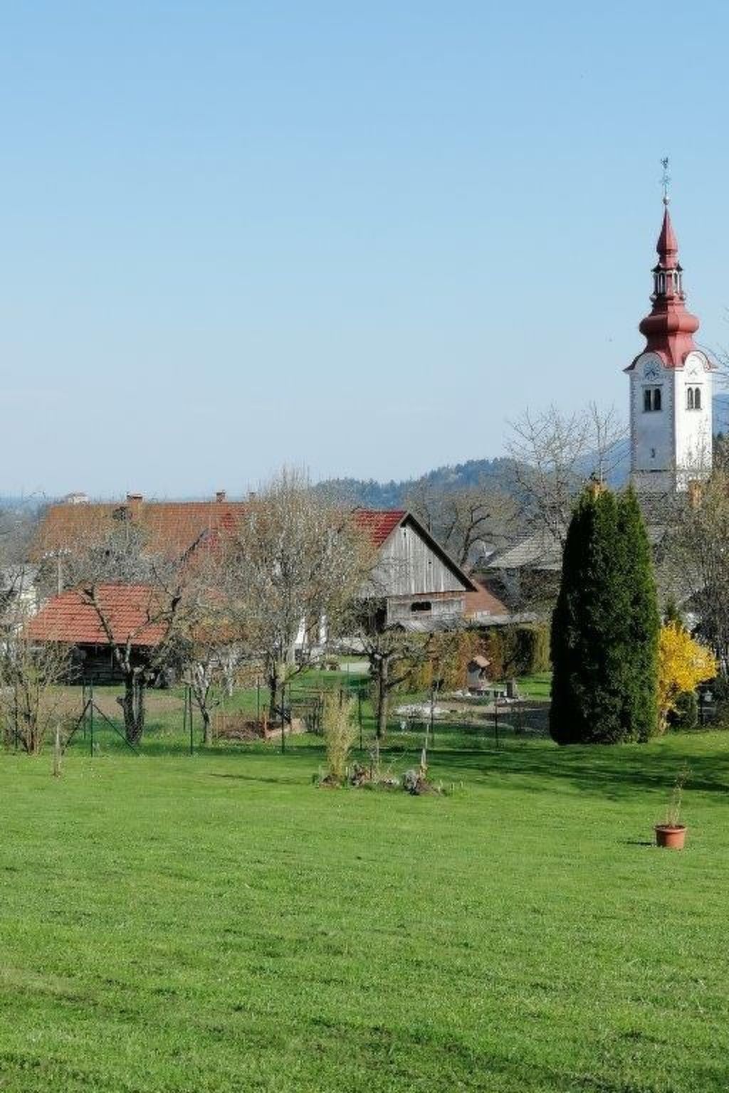 Studio-Appartement mit Balkon-Image-tags.info