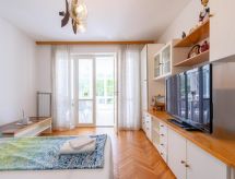 Comfortabel appartement in Lucija met tuin, op loopafstand van zee - thumbnail 2