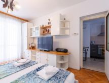 Comfortabel appartement in Lucija met tuin, op loopafstand van zee - thumbnail 3