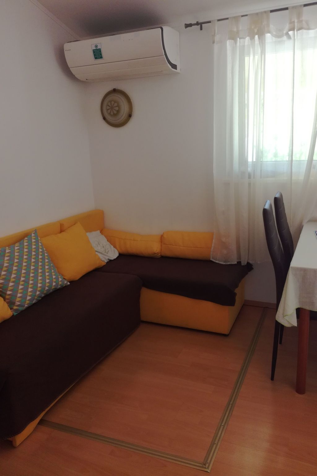 Appartement mit Balkon-Binnen