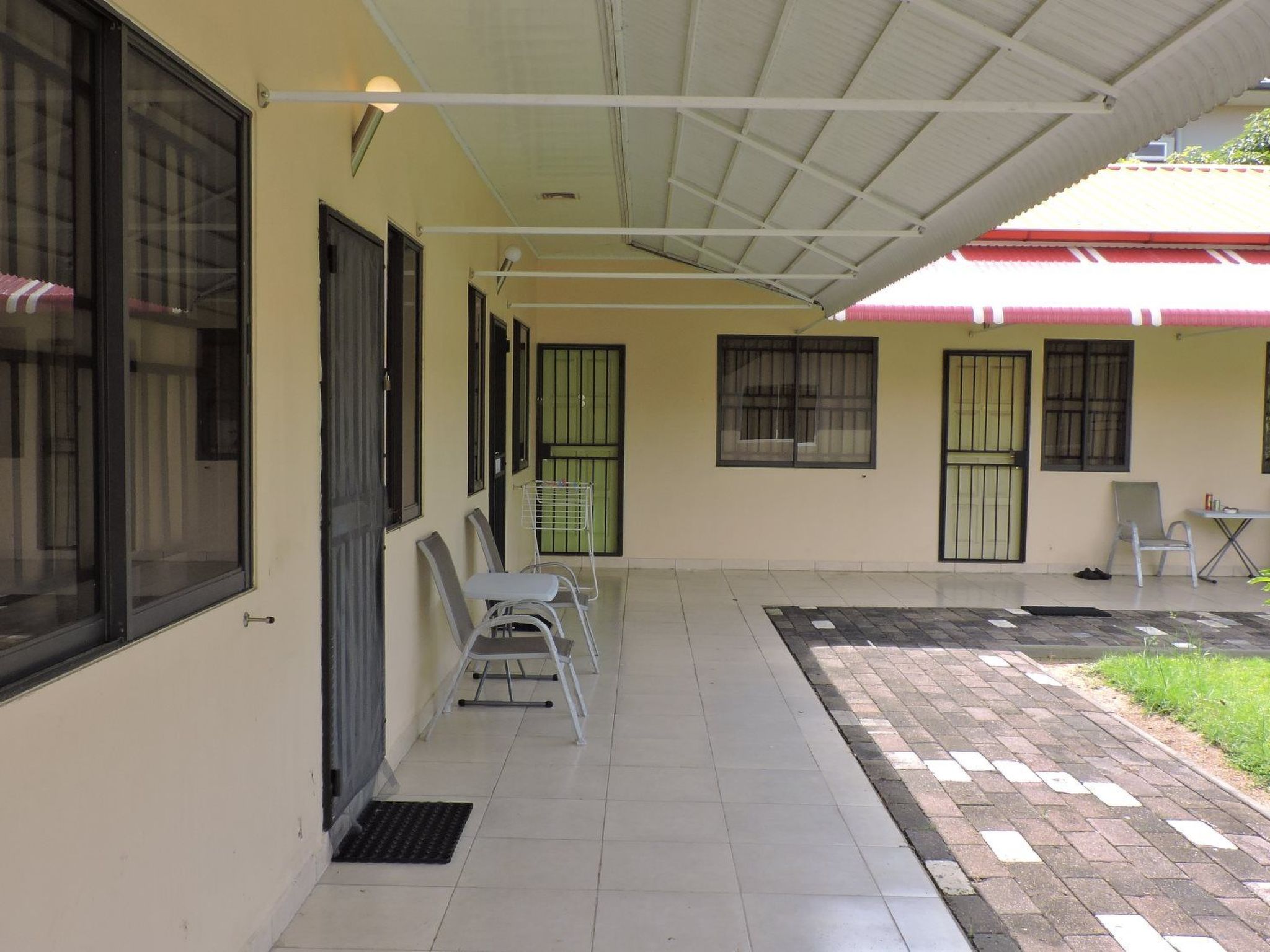 für 2 Personen ca. 20 m&sup2; in Paramaribo, Distrikt Paramaribo