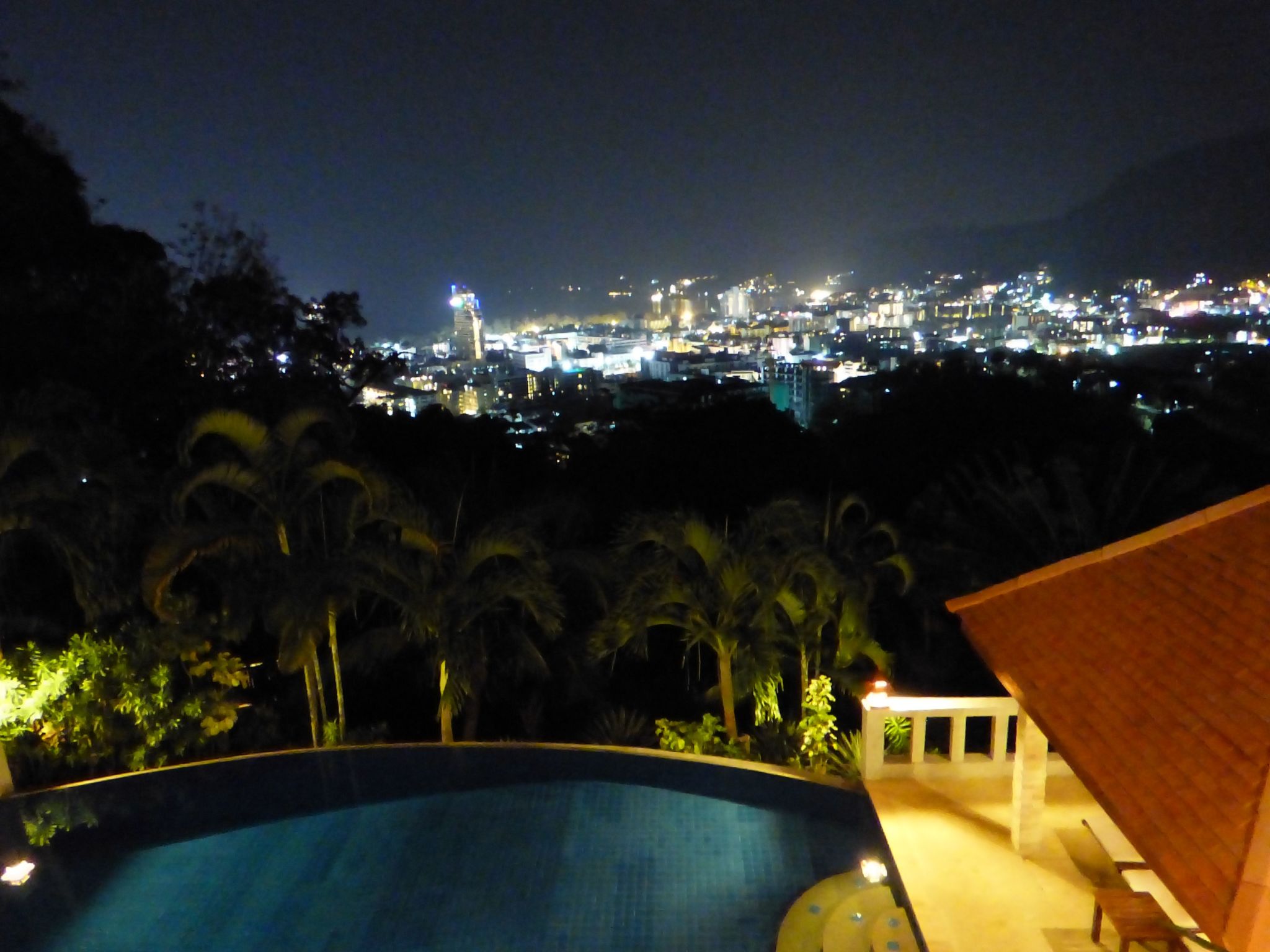 Photo of Villa "Baiyok villa" mit Infinity-Pool