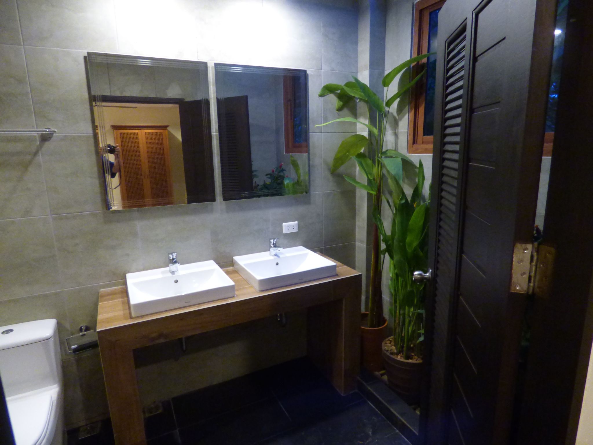 Photo of Villa "Baiyok villa" mit Infinity-Pool