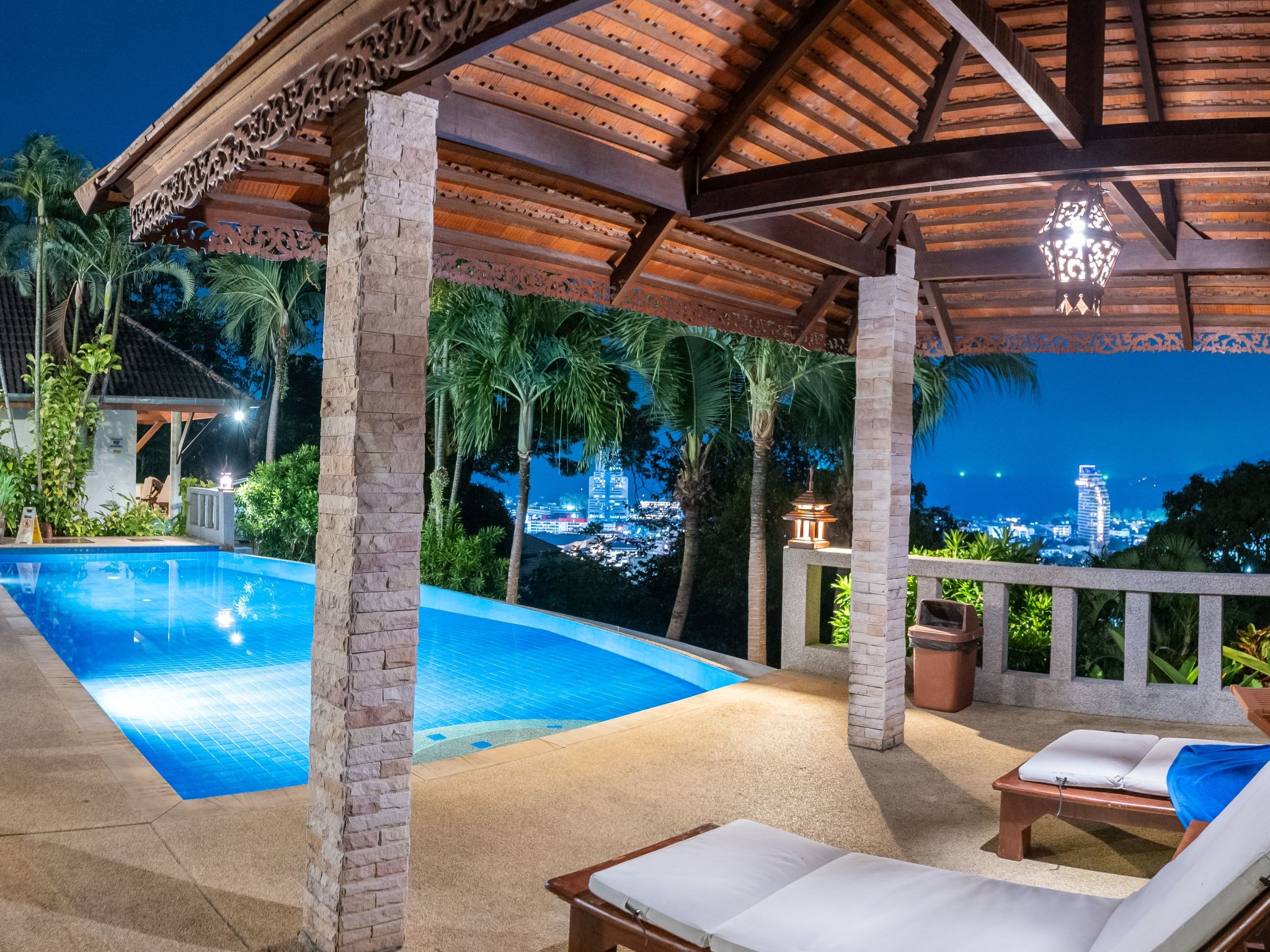 Photo of Villa "Baiyok villa" mit Infinity-Pool