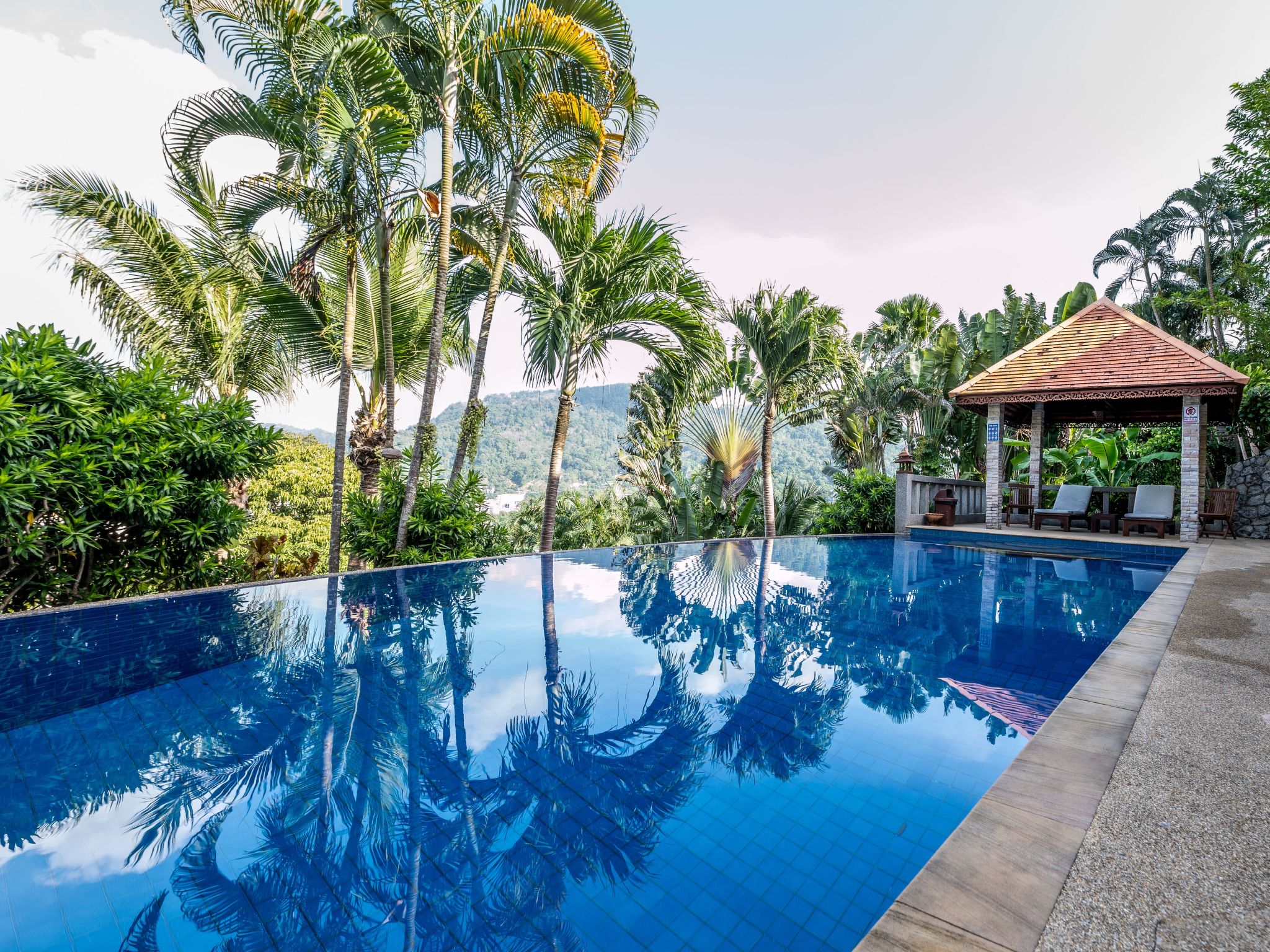 Photo of Villa "Baiyok villa" mit Infinity-Pool