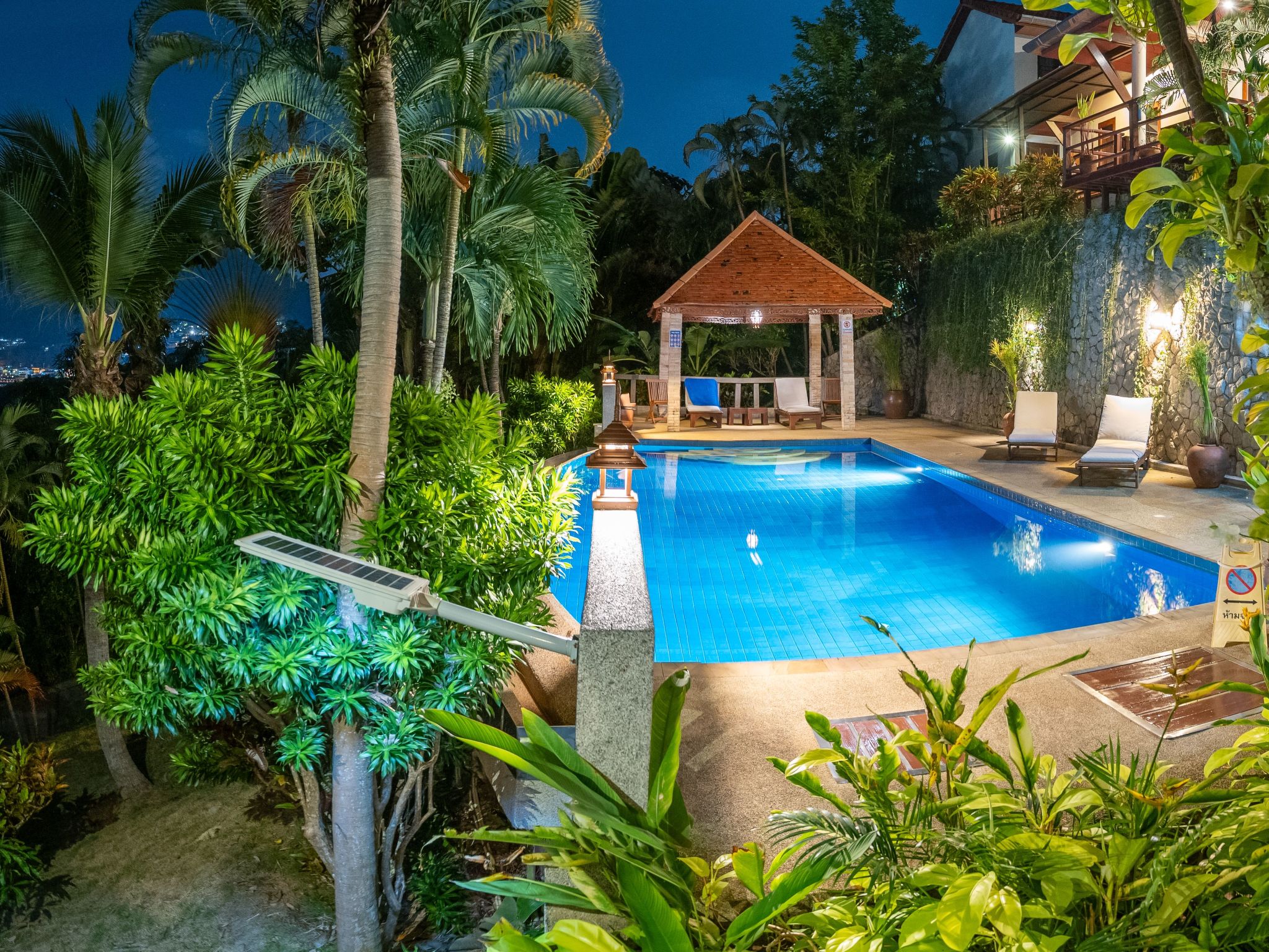 Photo of Villa "Baiyok villa" mit Infinity-Pool