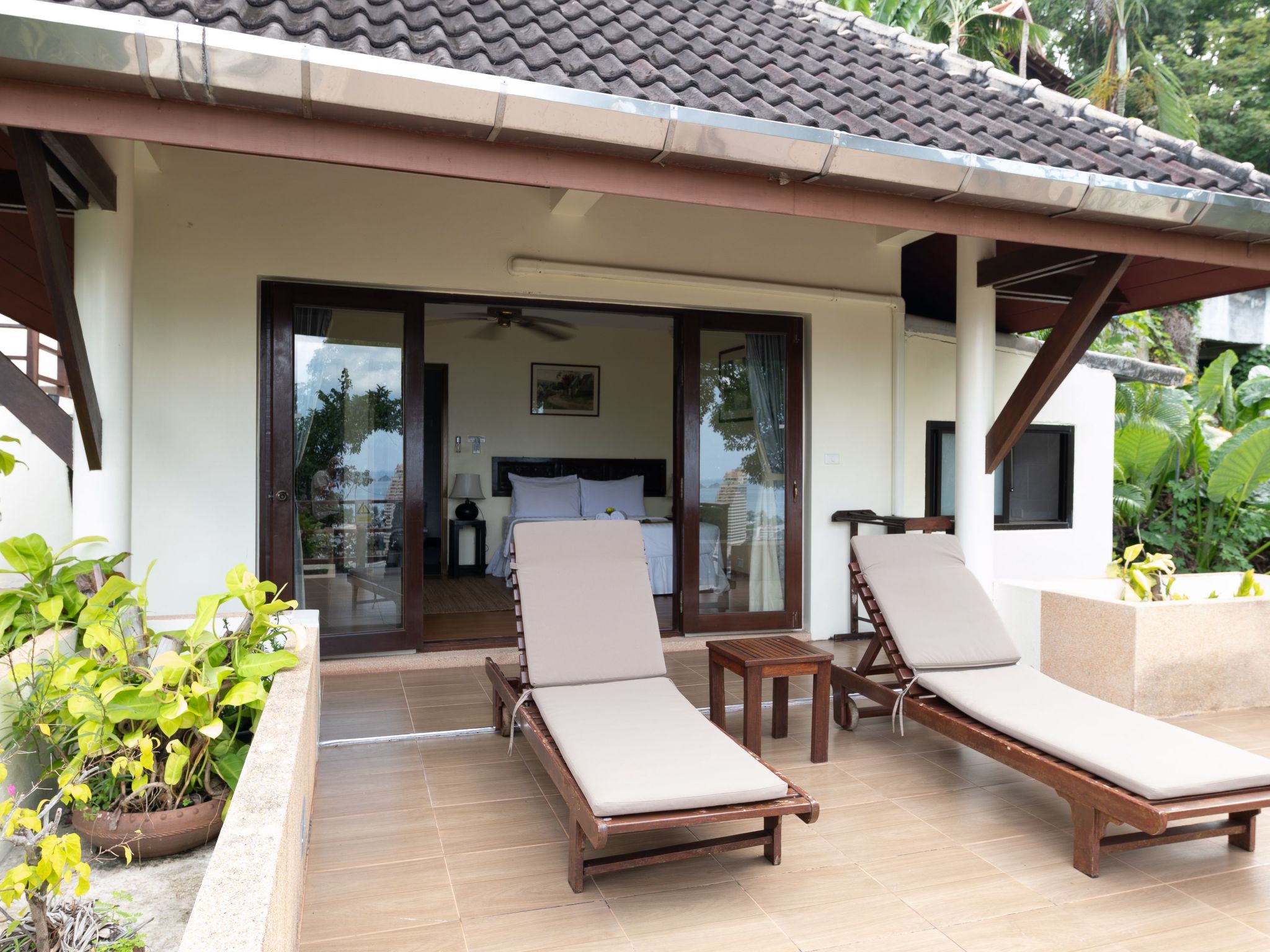 Photo of Villa "Baiyok villa" mit Infinity-Pool