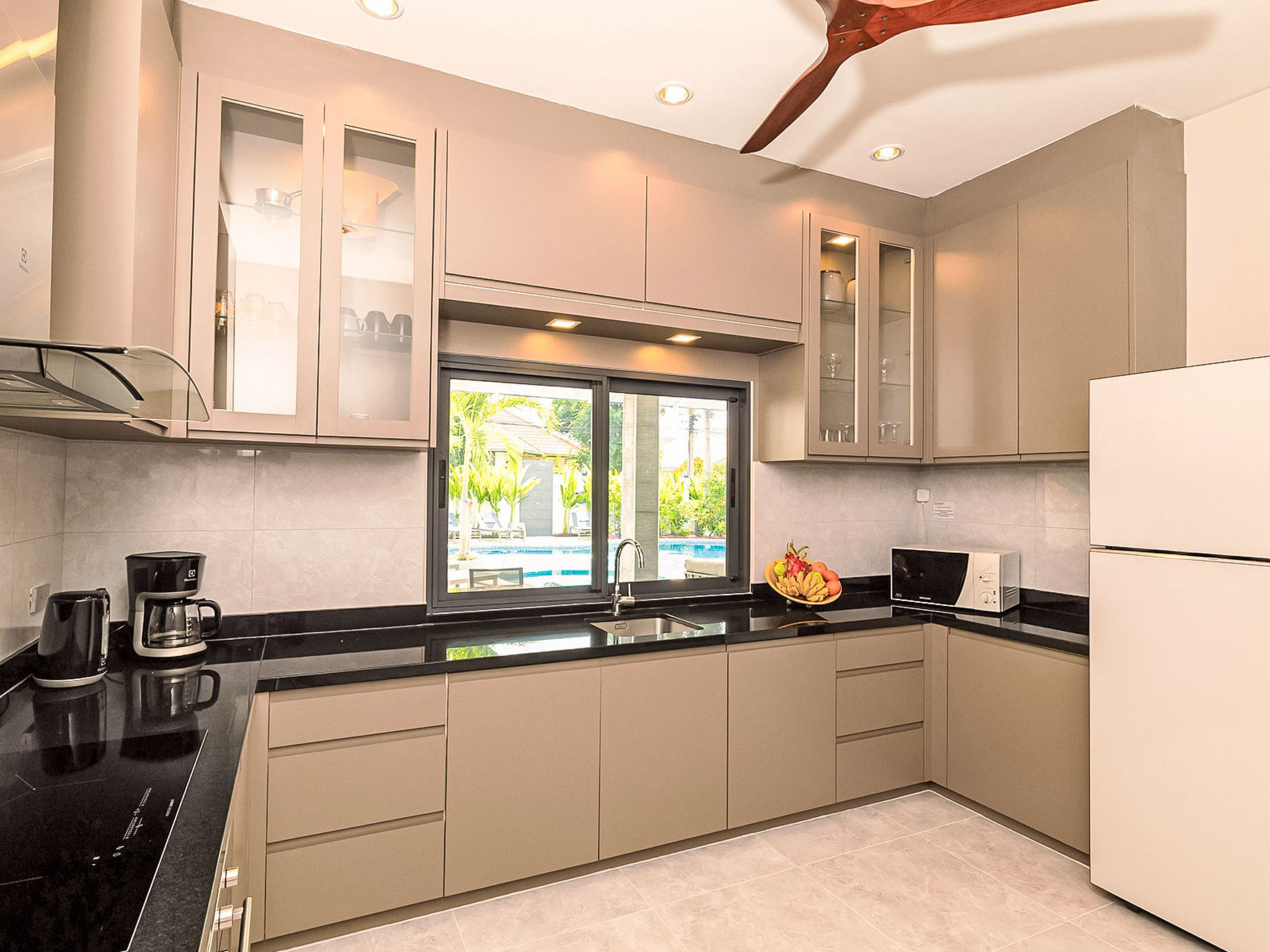Pattaya Hill: Luxe Villa met Privézwembad, Golf & Strand op 3km - foto 21