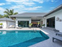 Villa Waree: Jouw Strandvilla op Minuten van de Zee in Pattaya - thumbnail 6