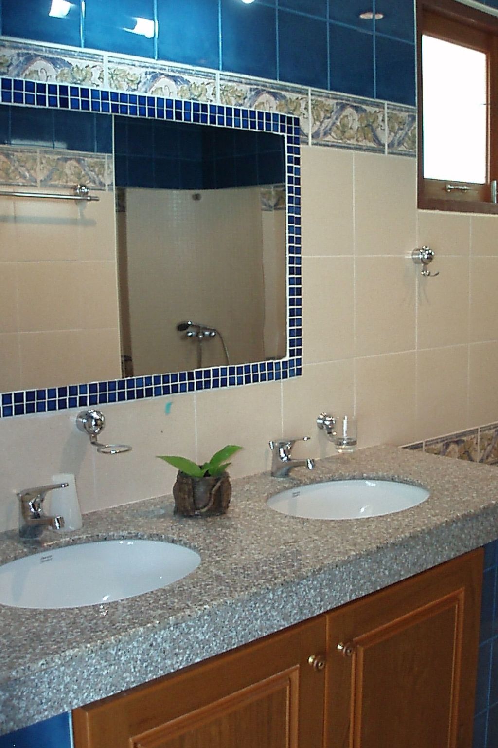 Photo of Villa mit Blick auf das Wasser