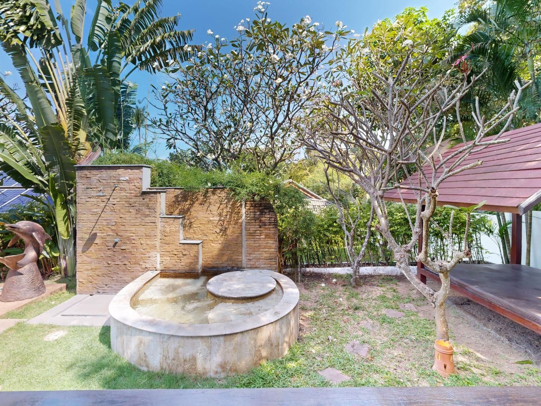 Photo of Villa mit Blick auf das Wasser