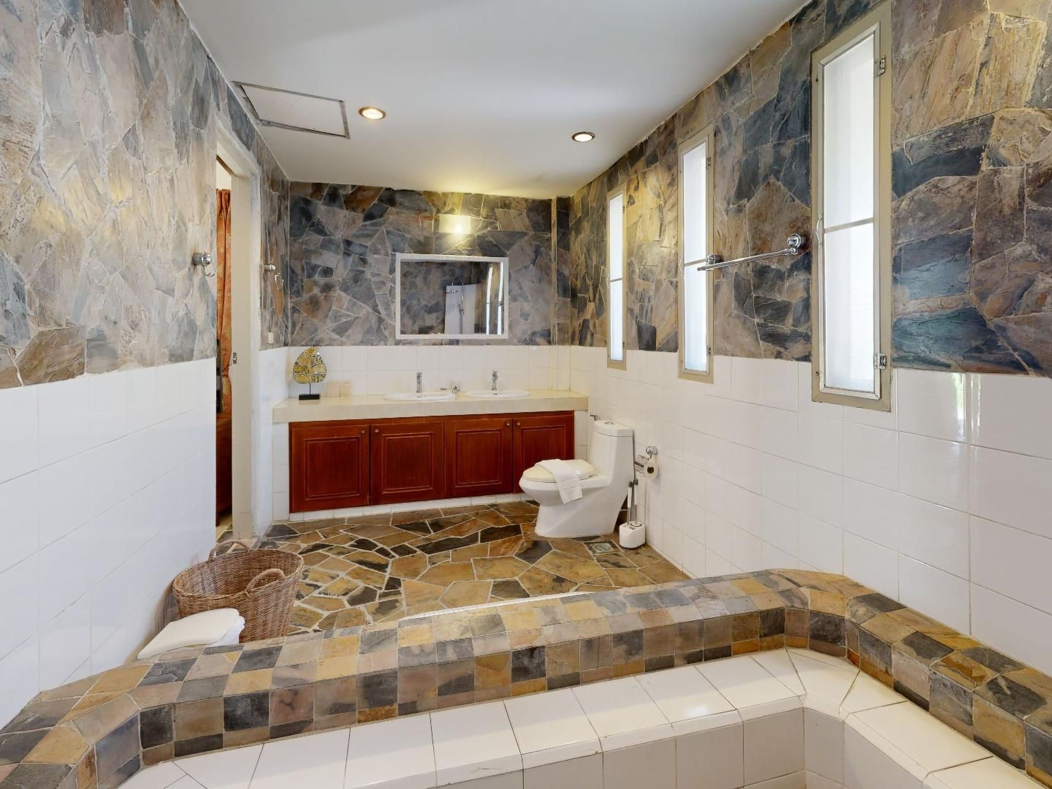 Photo of Villa mit Blick auf das Wasser