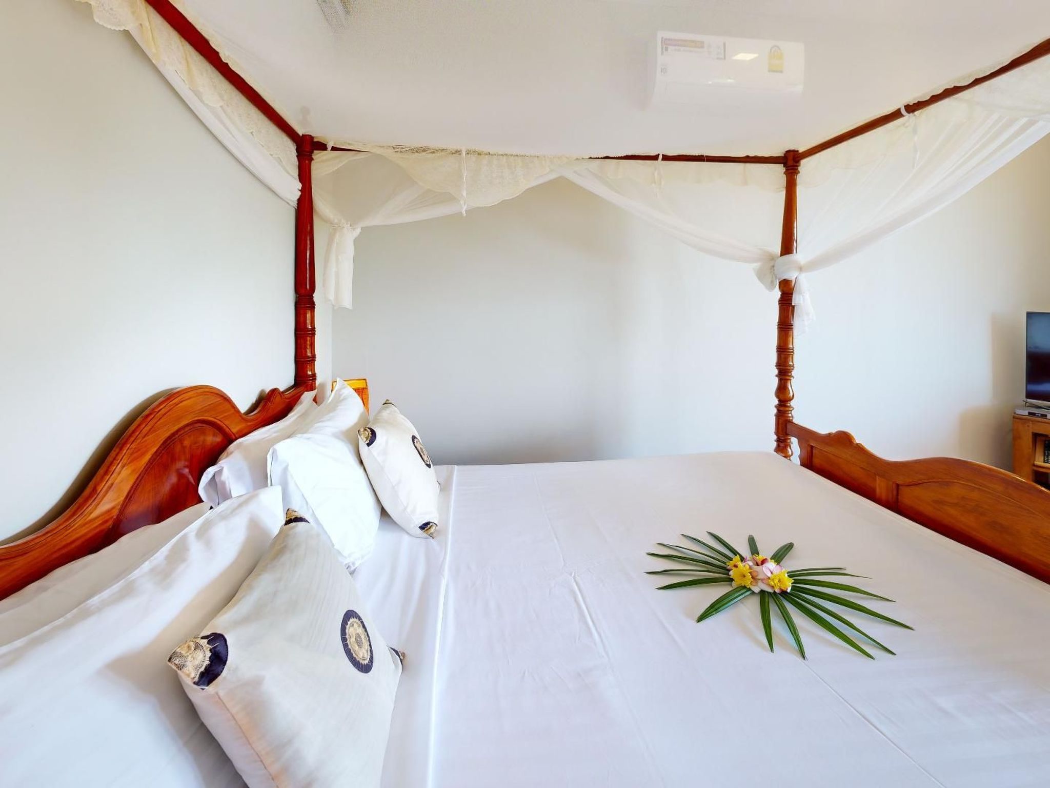 Photo of Villa mit Blick auf das Wasser