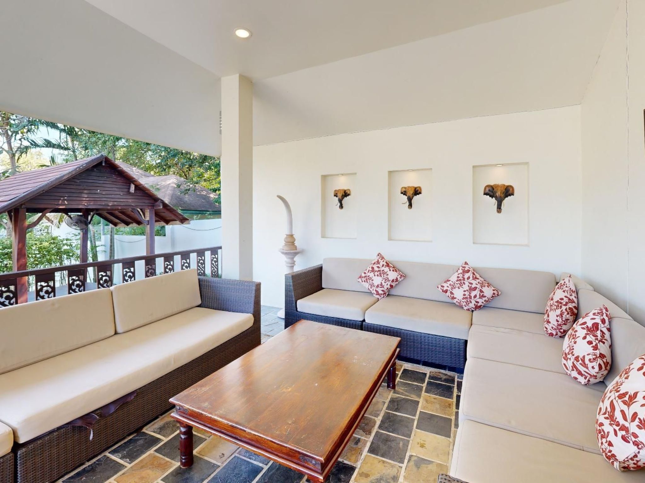 Photo of Villa mit Blick auf das Wasser