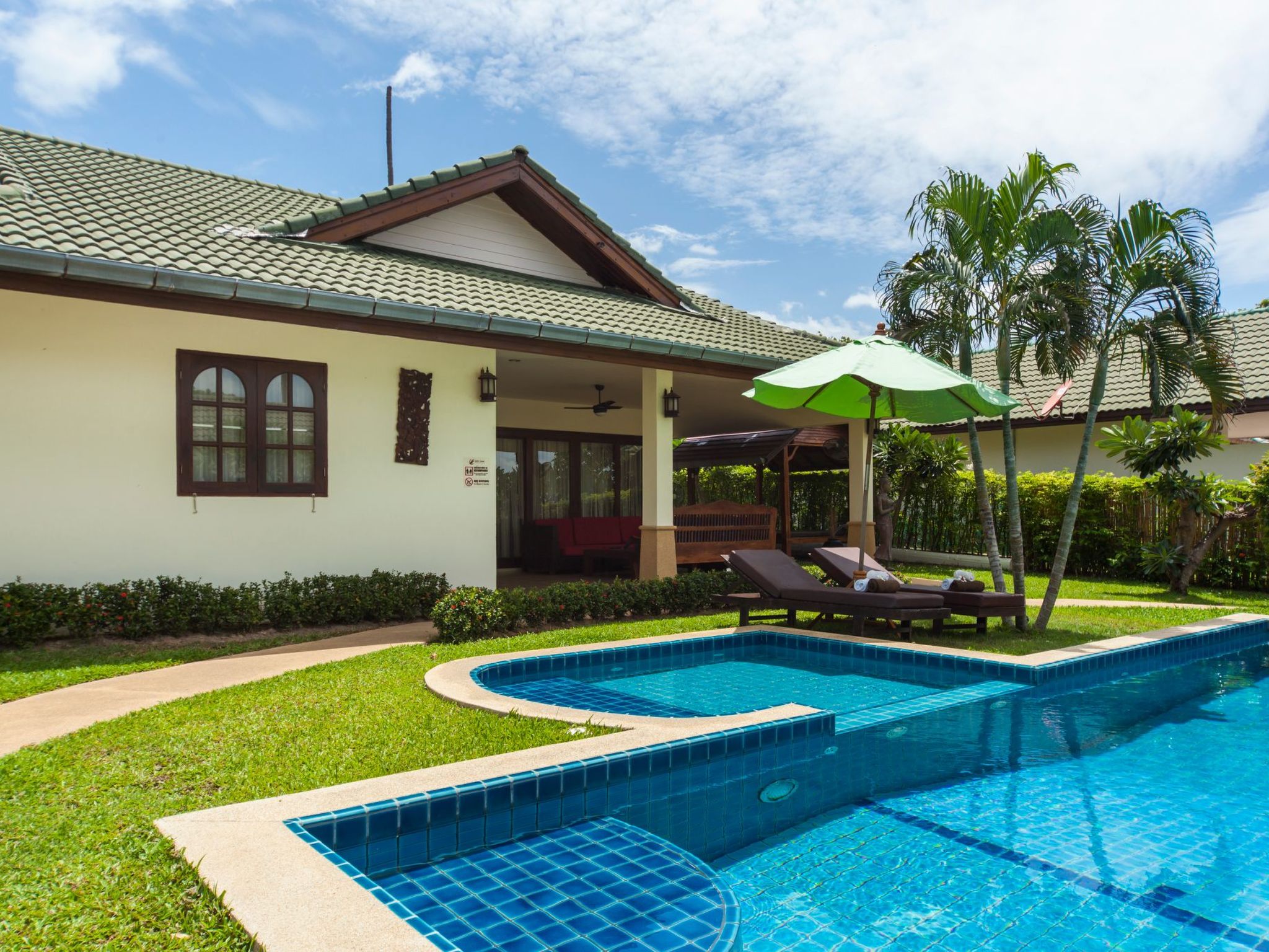 Photo of Luxusvilla für 6 Personen in Strandresort