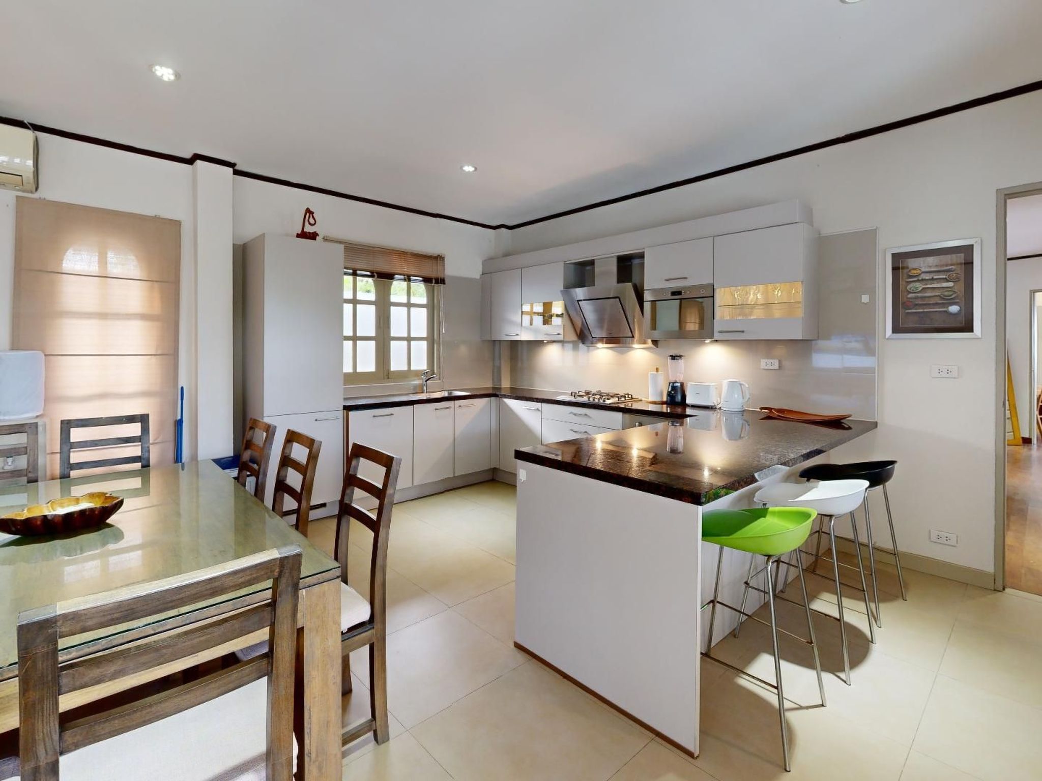 Photo of Luxusvilla für 6 Personen in Strandresort