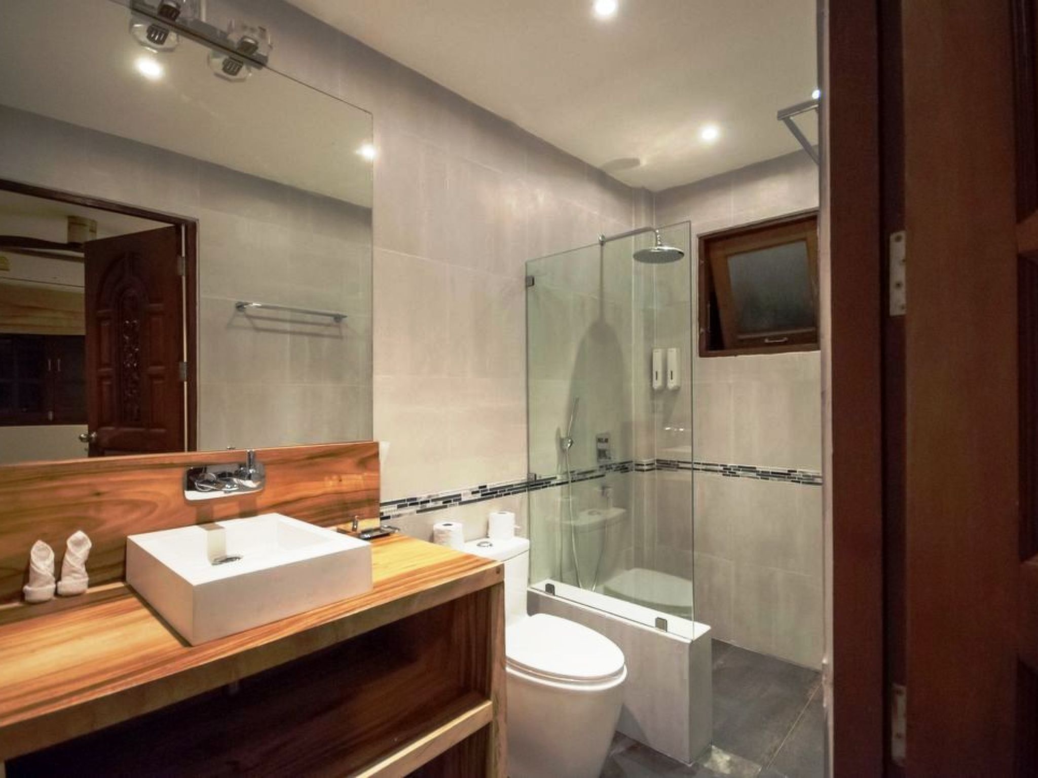 Photo of Villa mit Blick auf das Wasser